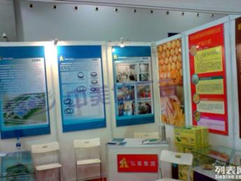 深圳寫真噴繪工廠 標(biāo)語燈箱與展會海報(bào)設(shè)計(jì)制作一站式服務(wù)